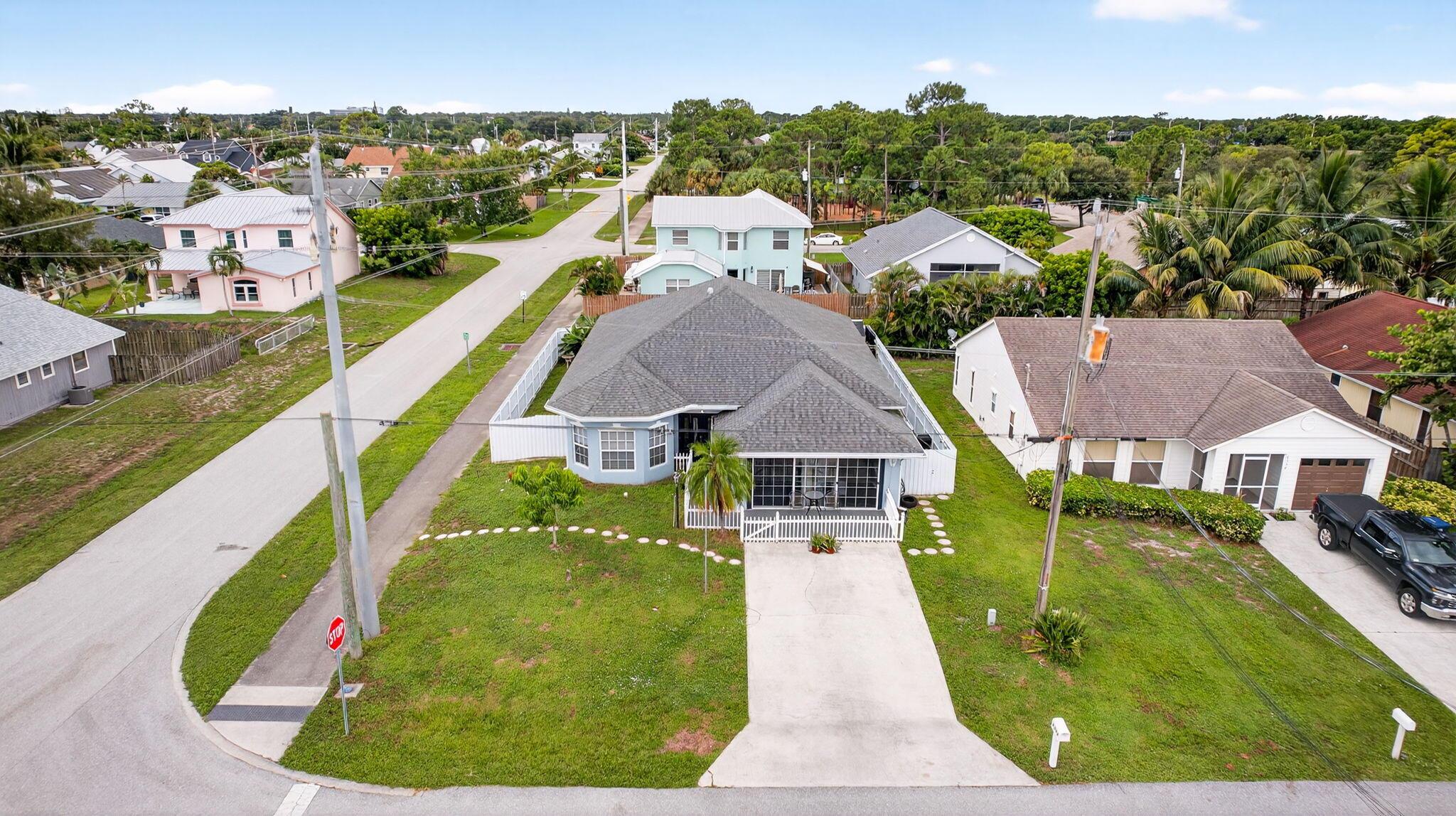 6354 Barbara St Jupiter, FL 33458