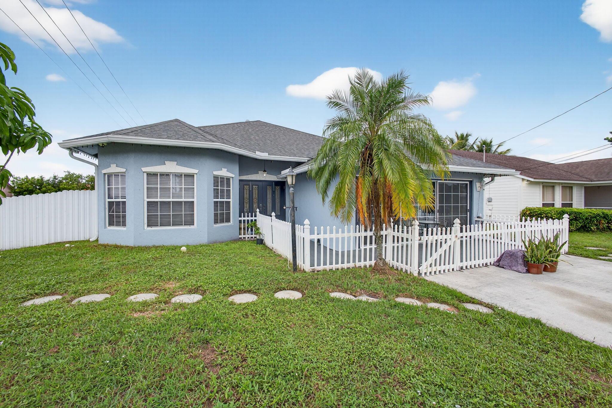 6354 Barbara St Jupiter, FL 33458
