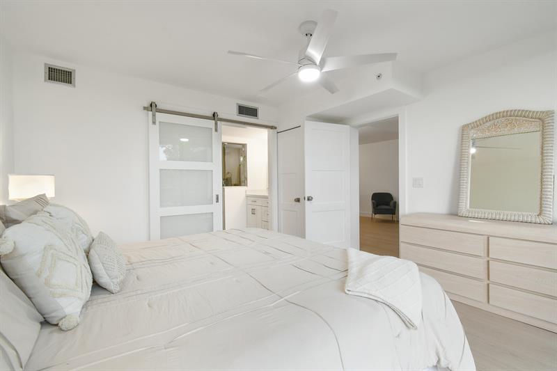 1901 Marina Isle Way #302 Jupiter, FL 33477