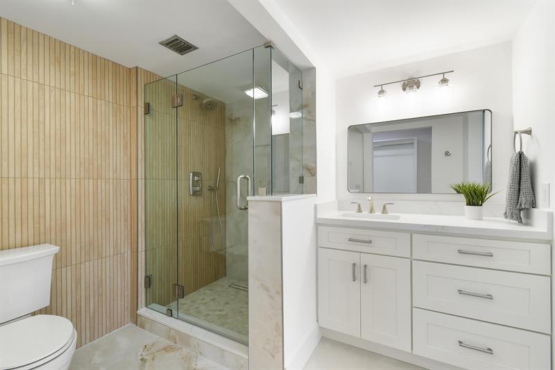 1901 Marina Isle Way #302 Jupiter, FL 33477