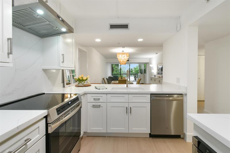 1901 Marina Isle Way #302 Jupiter, FL 33477