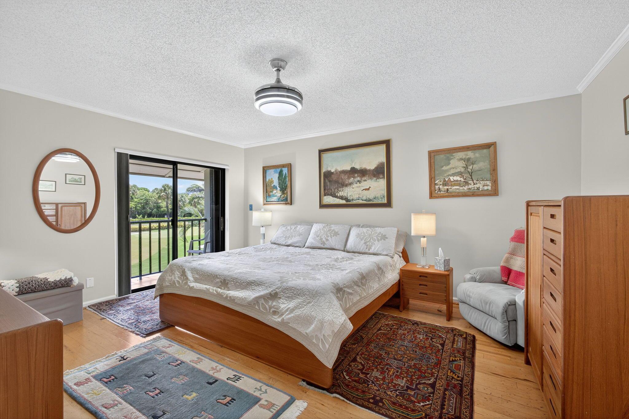 704 Clubhouse Cir Jupiter, FL 33477