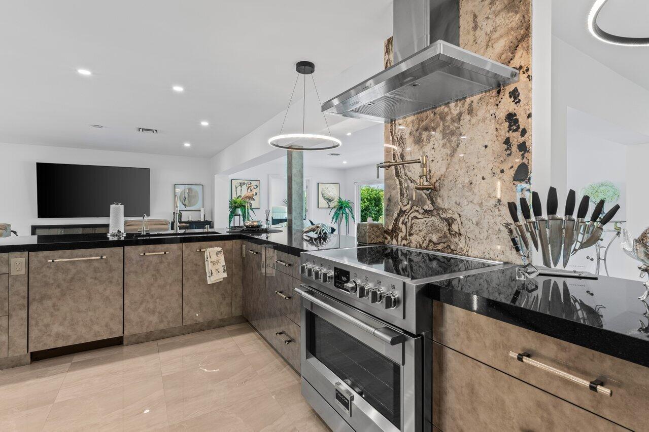 11955 N Lake Dr Boynton Beach, FL 33436