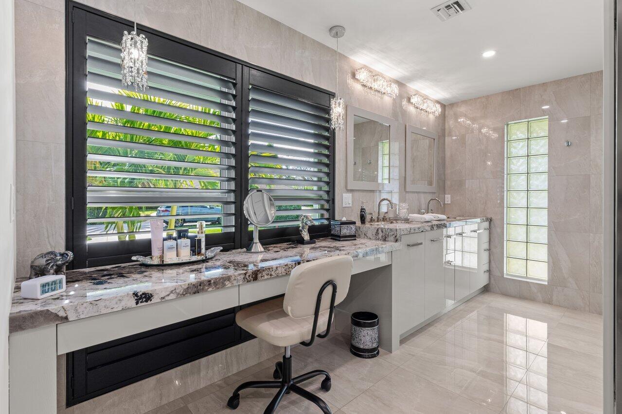 11955 N Lake Dr Boynton Beach, FL 33436