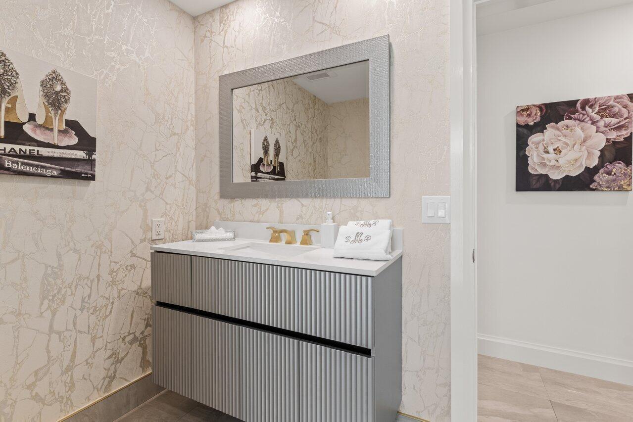 11955 N Lake Dr Boynton Beach, FL 33436