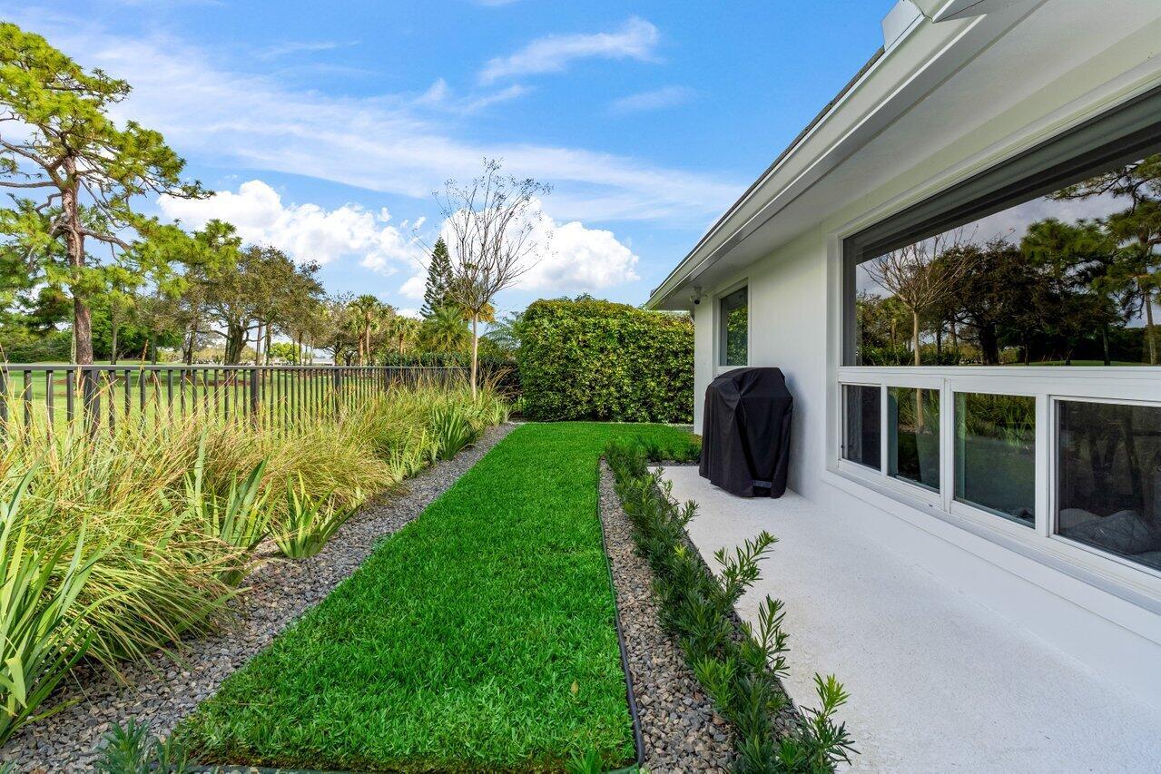 11955 N Lake Dr Boynton Beach, FL 33436