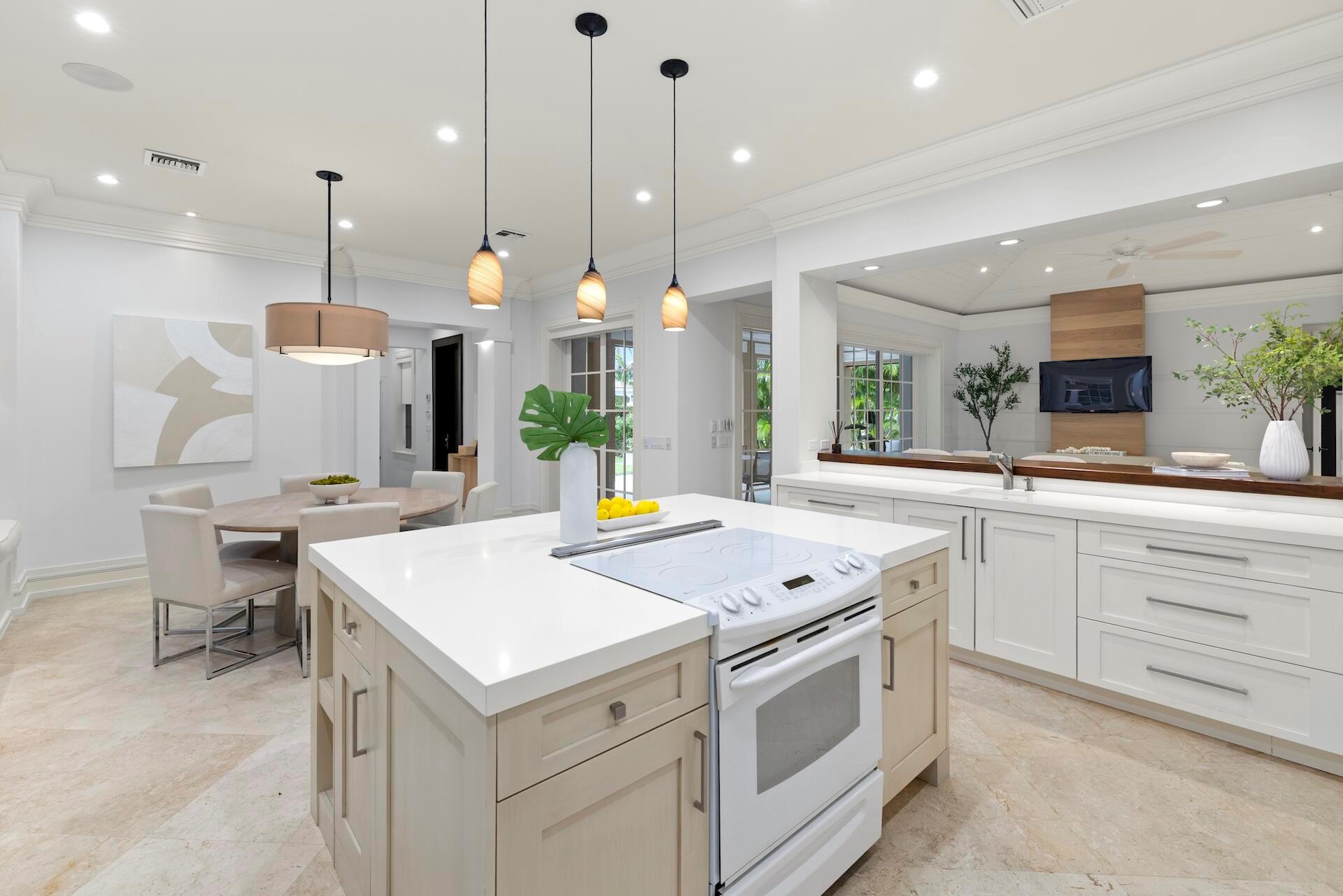 8 Osprey Dr Ocean Ridge, FL 33435