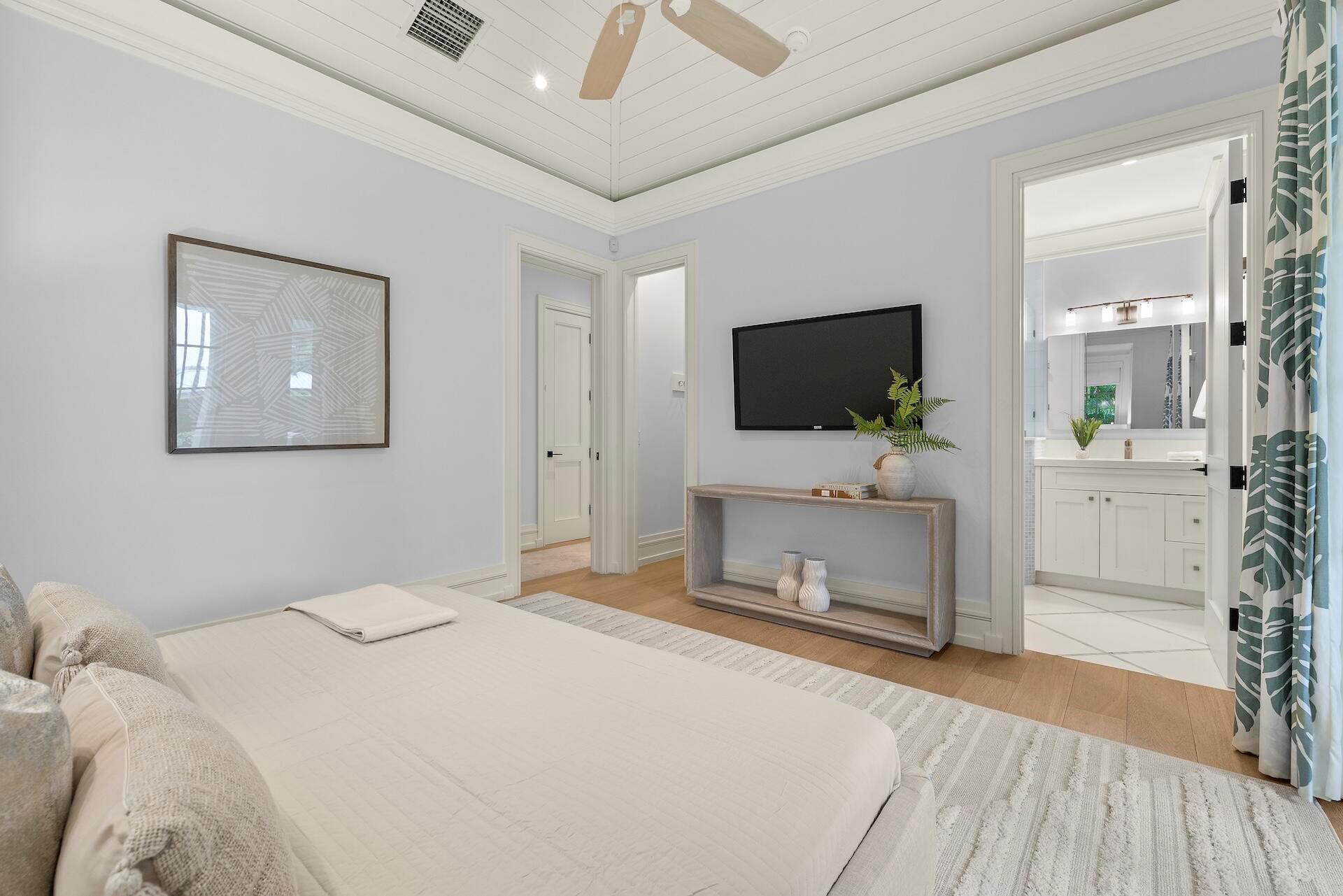 8 Osprey Dr Ocean Ridge, FL 33435