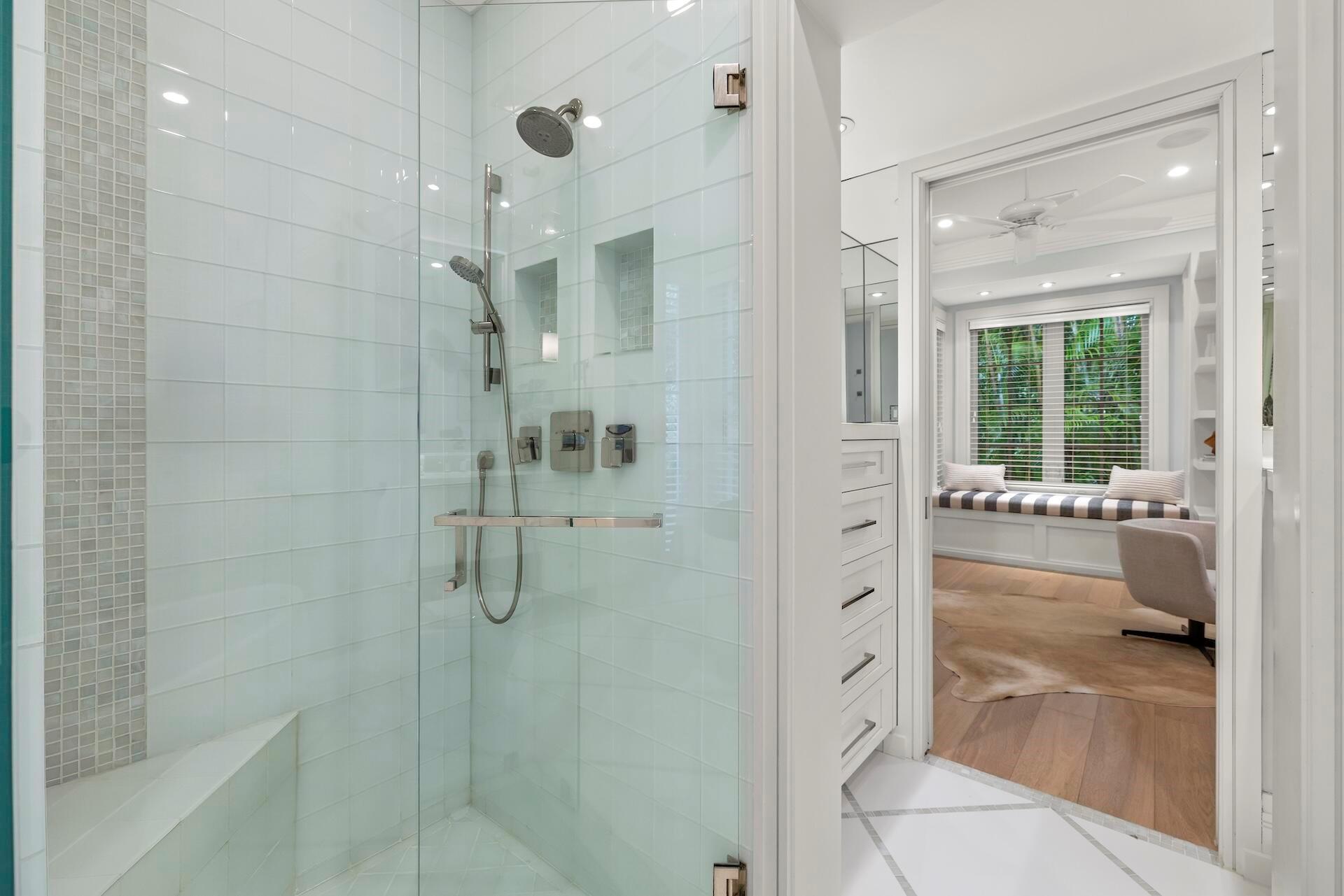 8 Osprey Dr Ocean Ridge, FL 33435