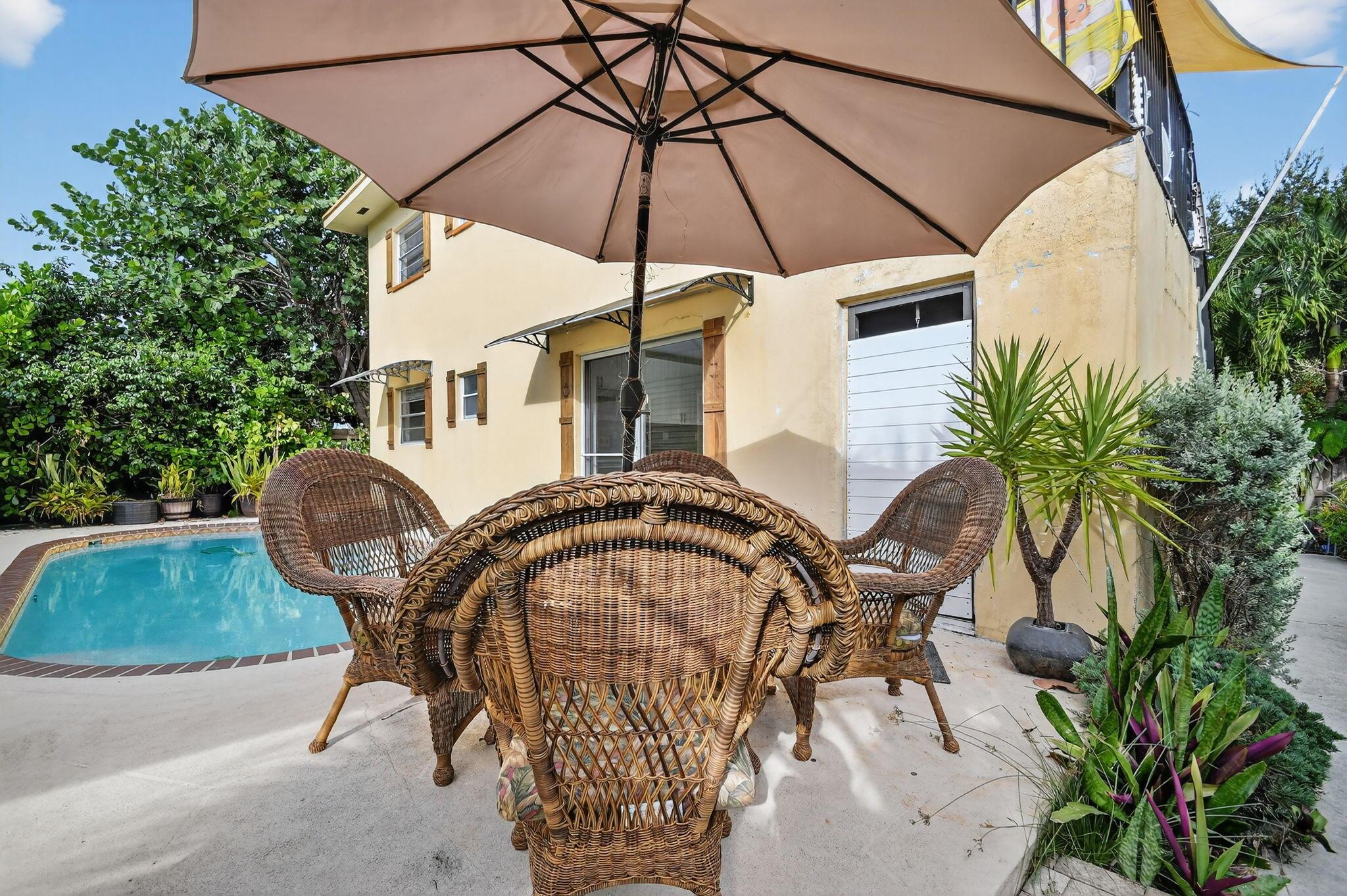 216 S Ocean Breeze St #1lo