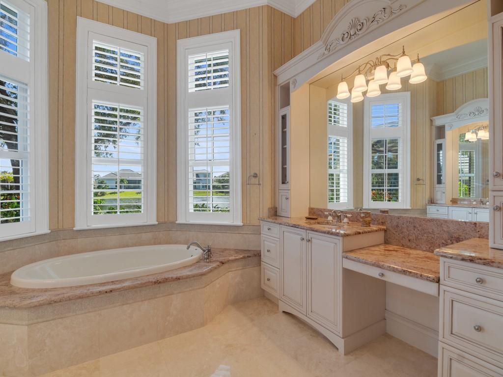 1209 Islander Indian River Shores, FL 32963