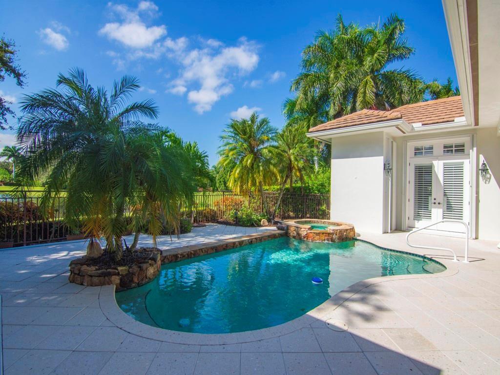 1209 Islander Indian River Shores, FL 32963