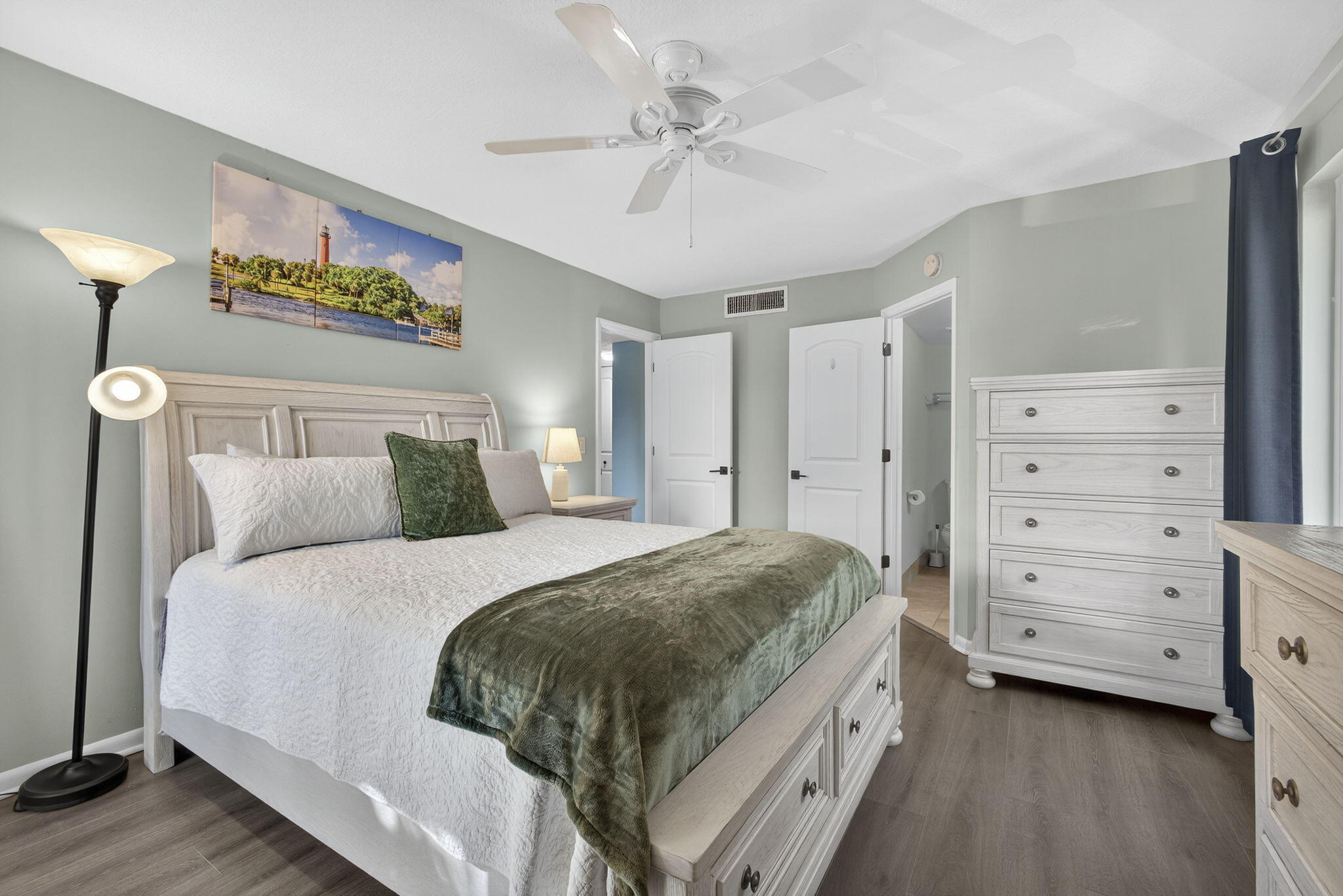 150 Pineview #L7 Jupiter, FL 33469