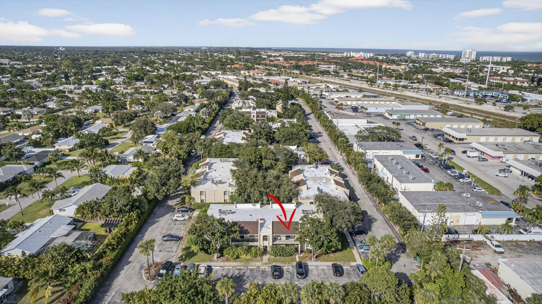 150 Pineview #L7 Jupiter, FL 33469