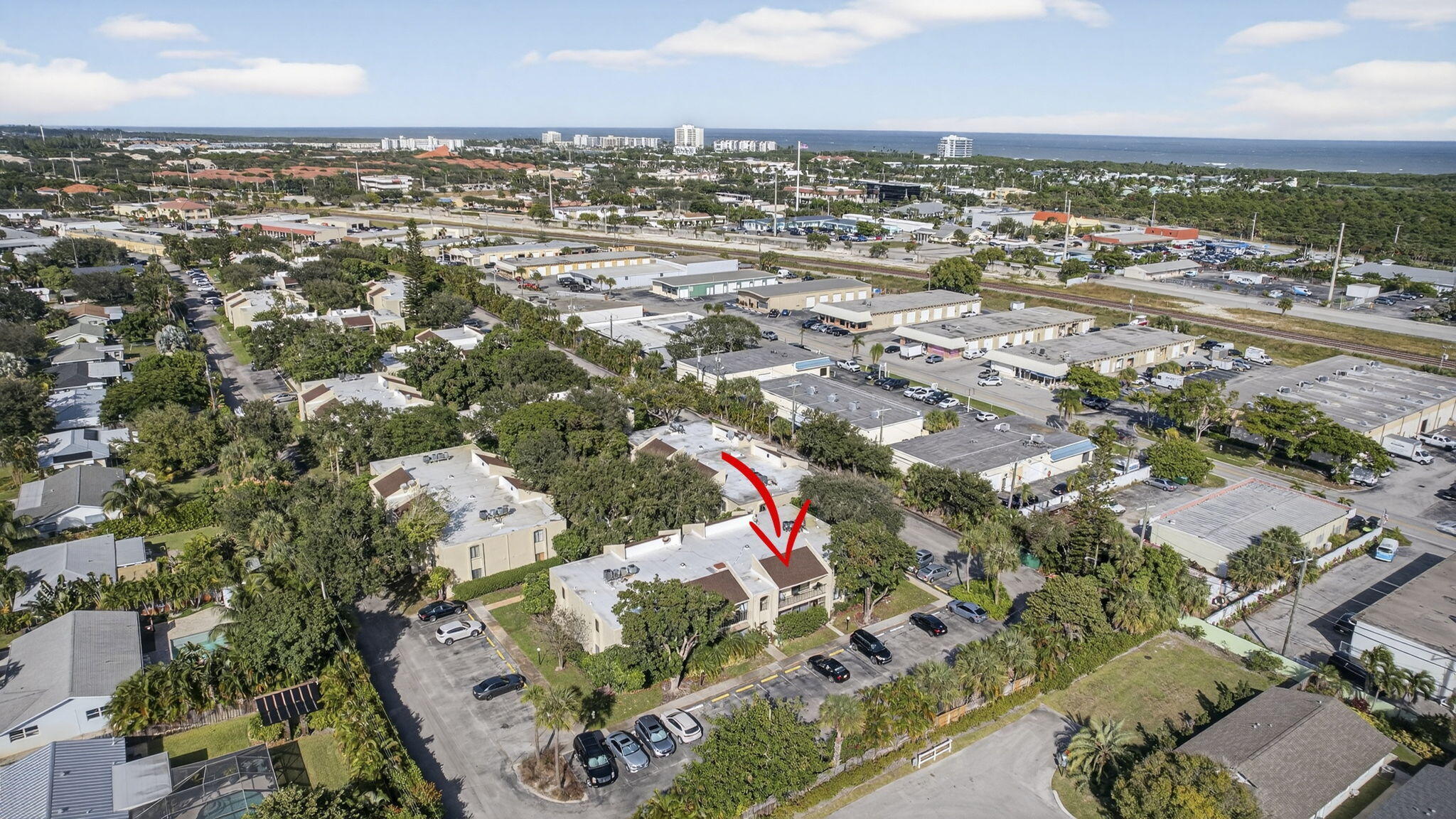 150 Pineview #L7 Jupiter, FL 33469