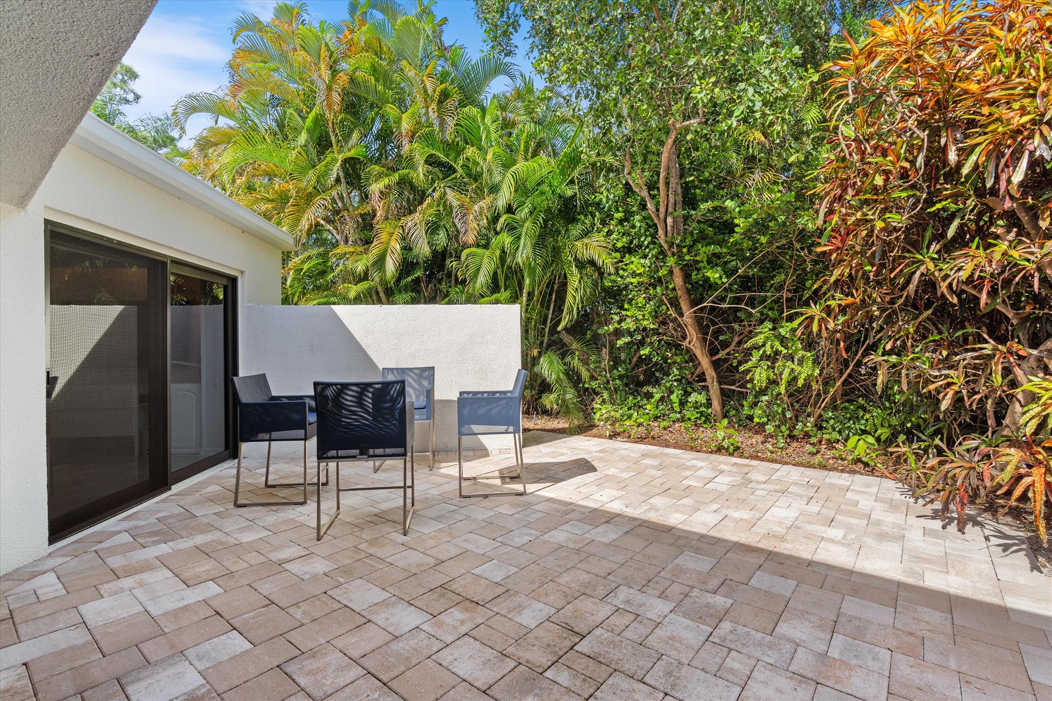 815 Tangerine Way Delray Beach, FL 33483