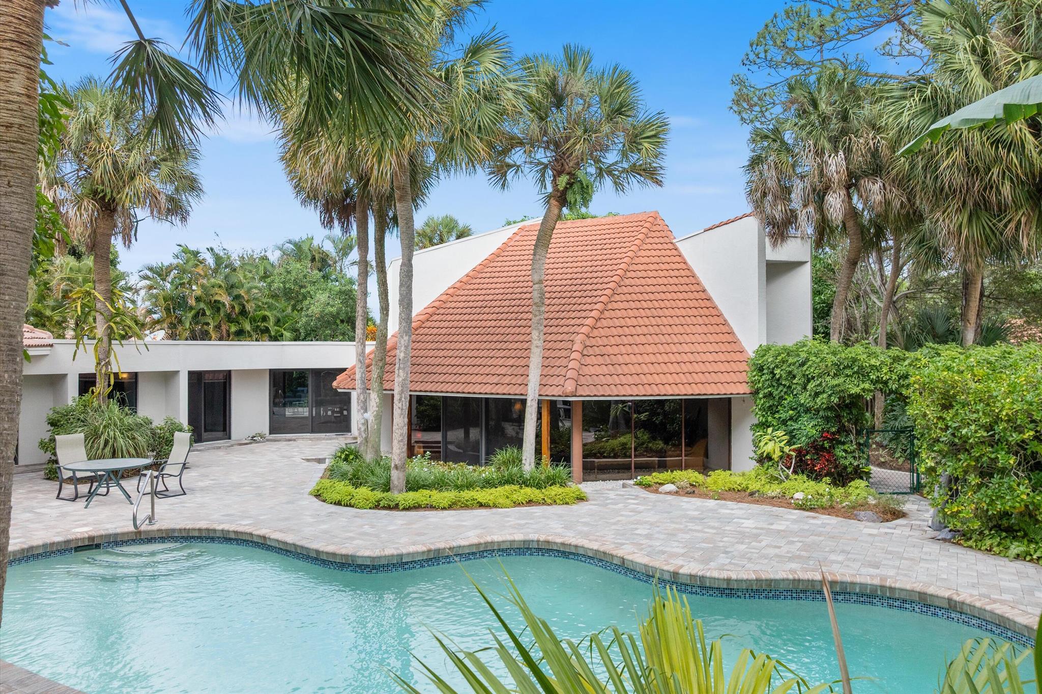 815 Tangerine Way Delray Beach, FL 33483