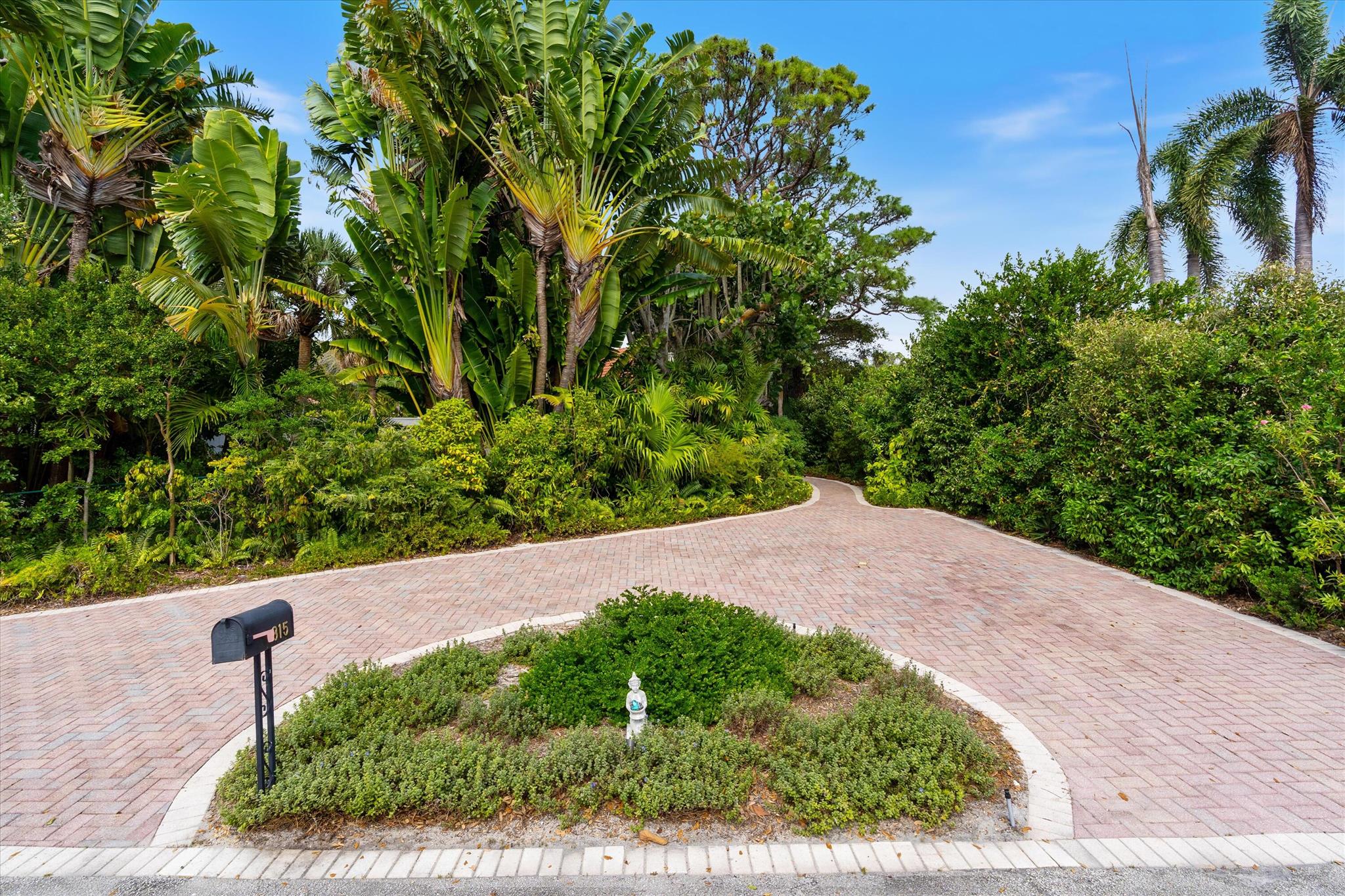 815 Tangerine Way Delray Beach, FL 33483