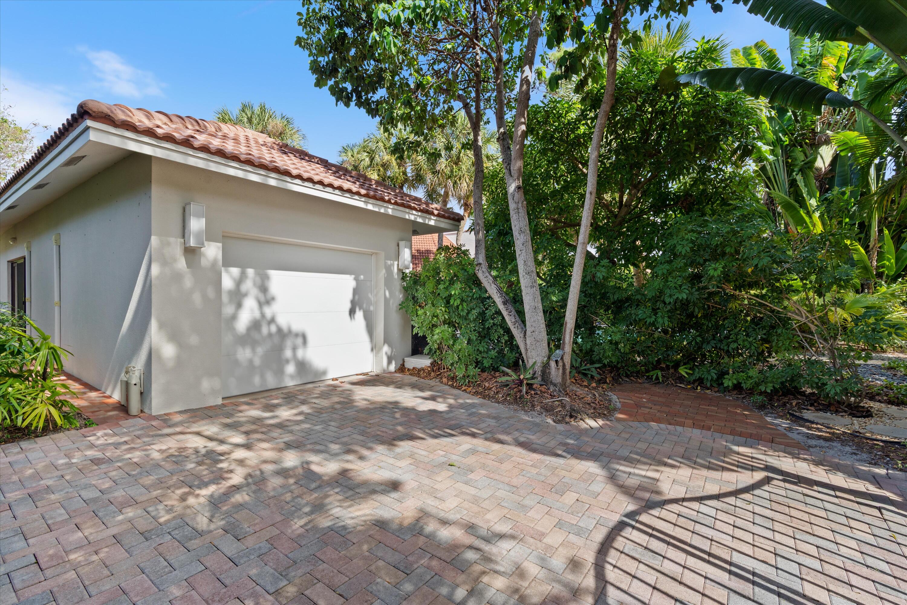 815 Tangerine Delray Beach, FL 33483