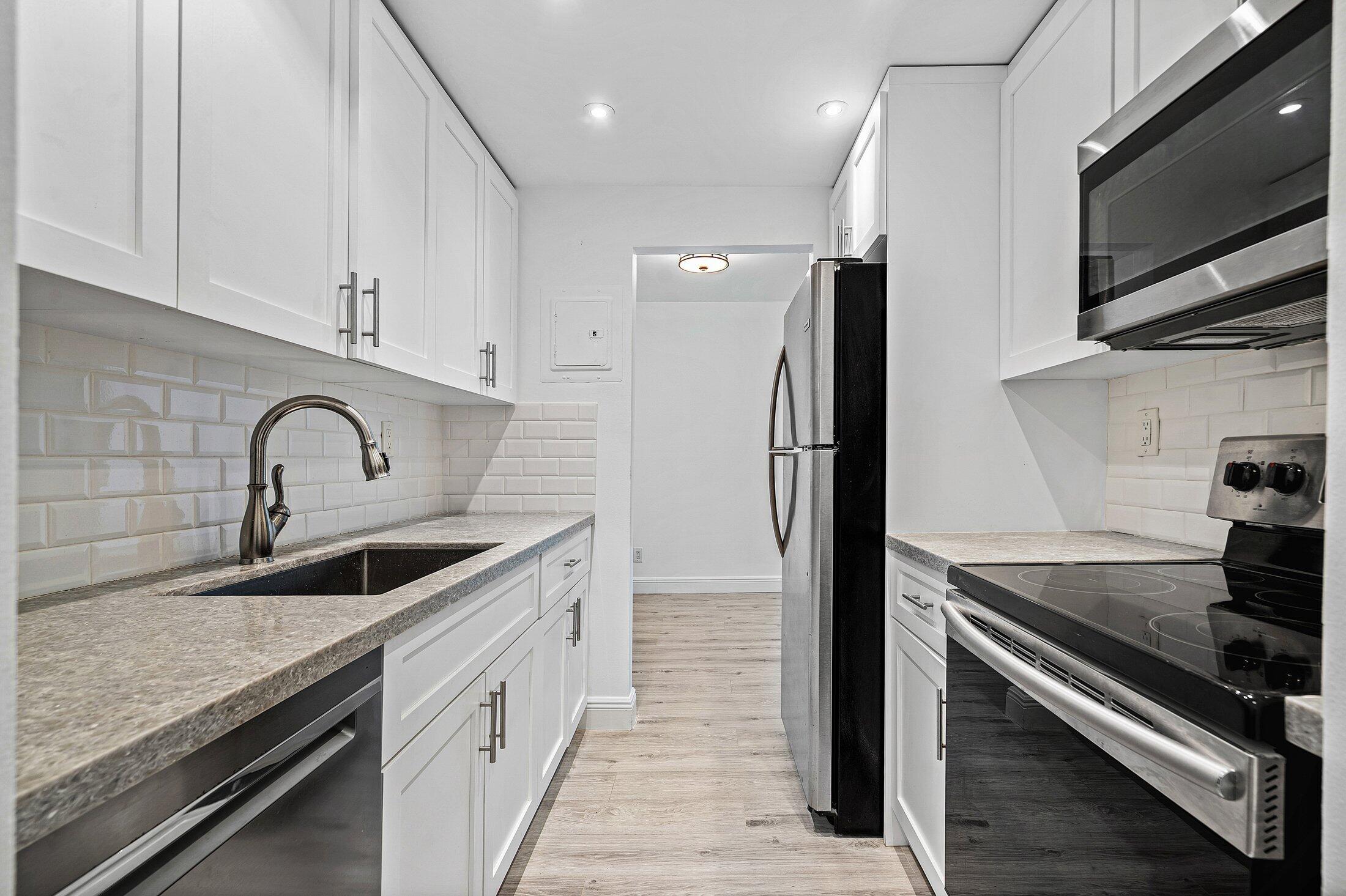 550 Bayshore Dr #506 Fort Lauderdale, FL 33304