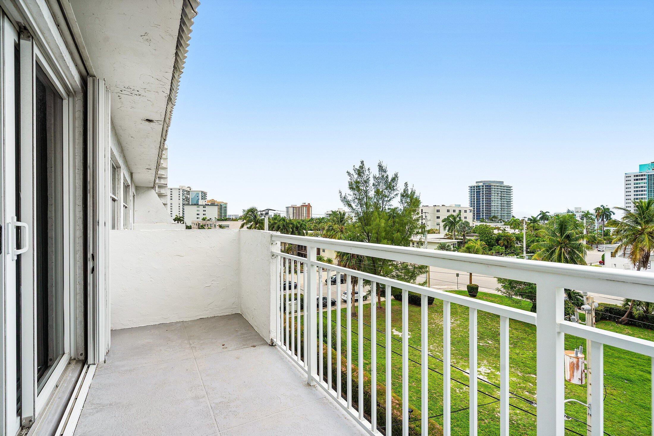 550 Bayshore Dr #506 Fort Lauderdale, FL 33304