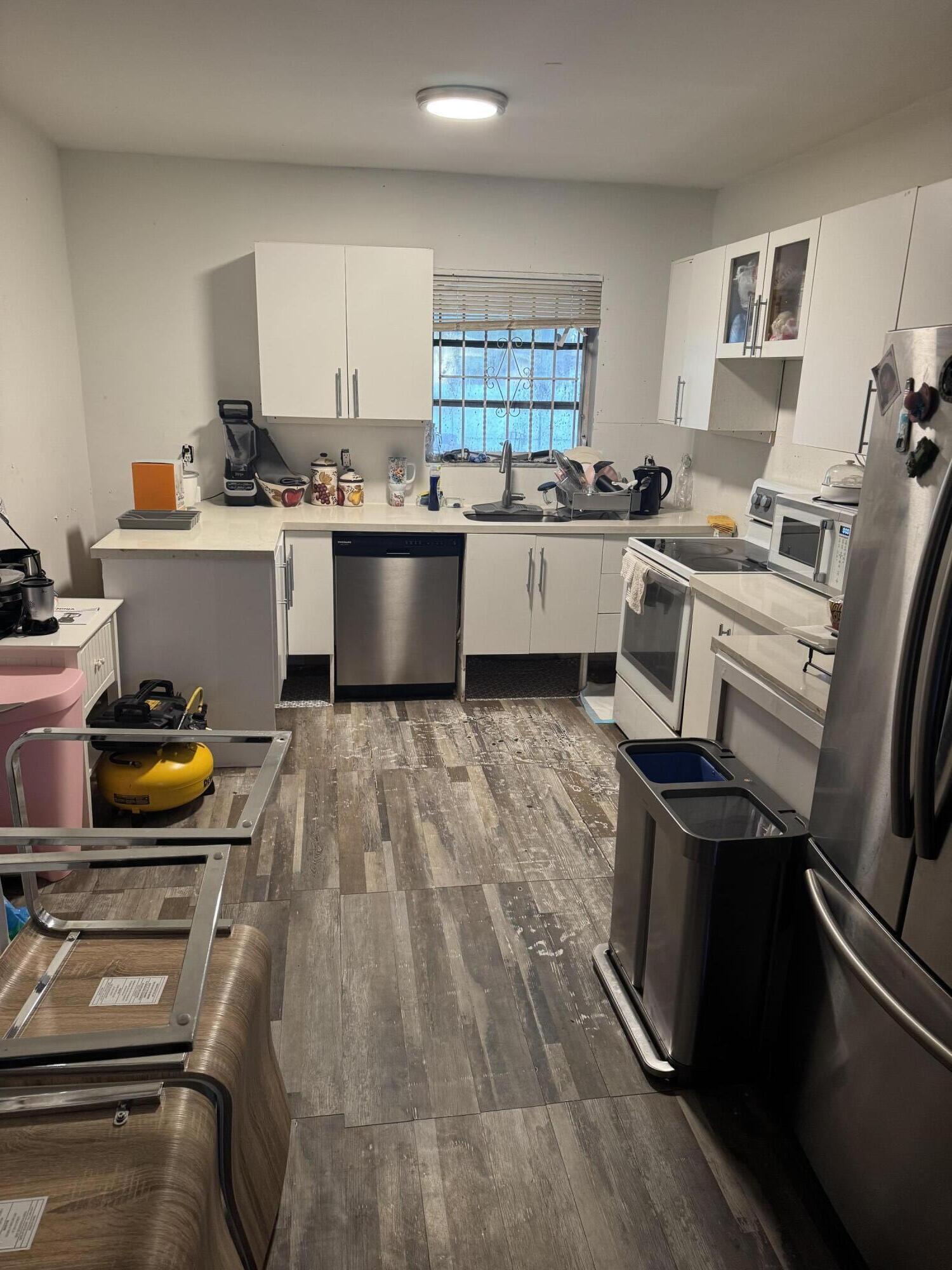 1017 NW 47th St Miami, FL 33127