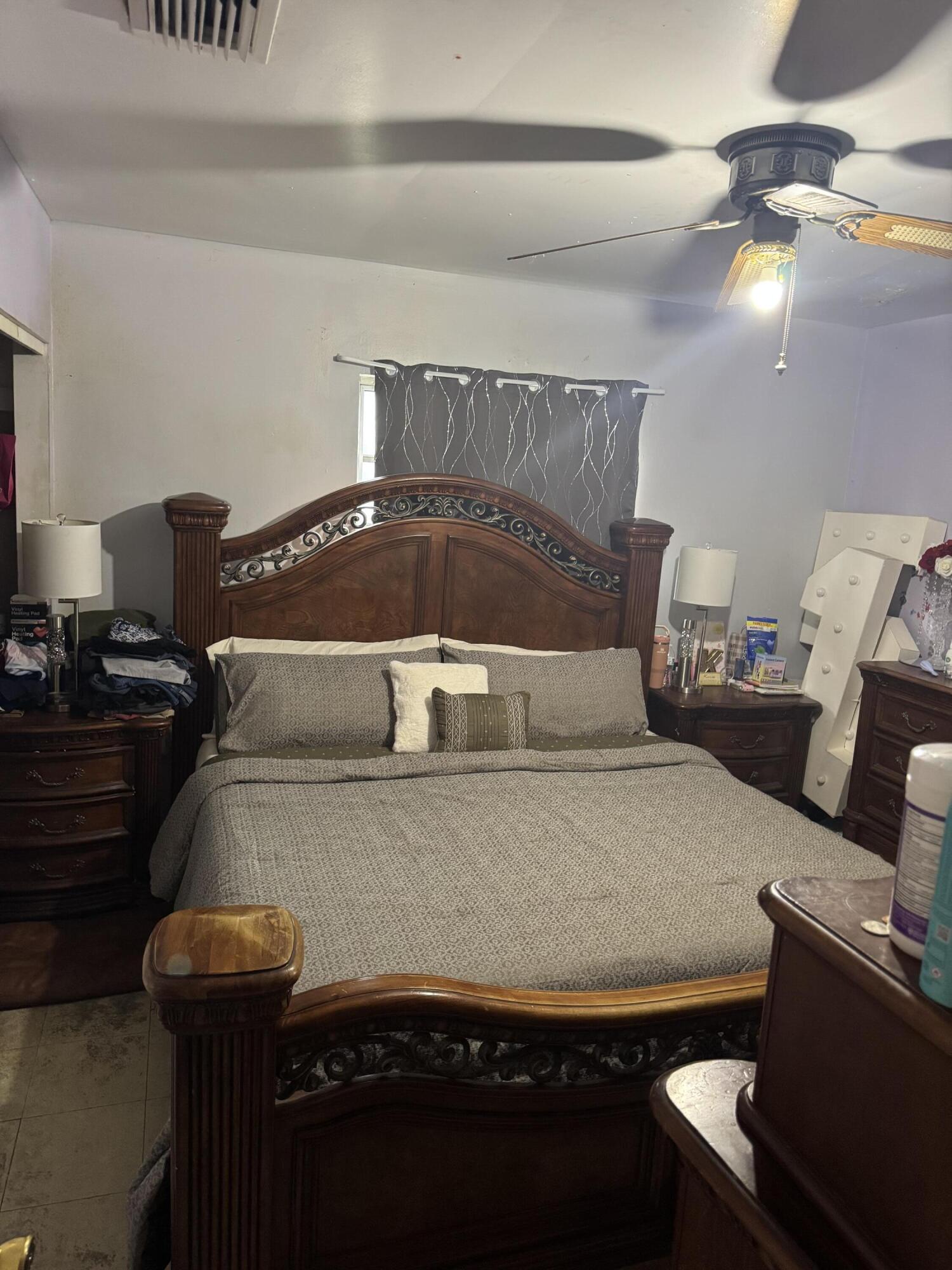 1017 NW 47th St Miami, FL 33127