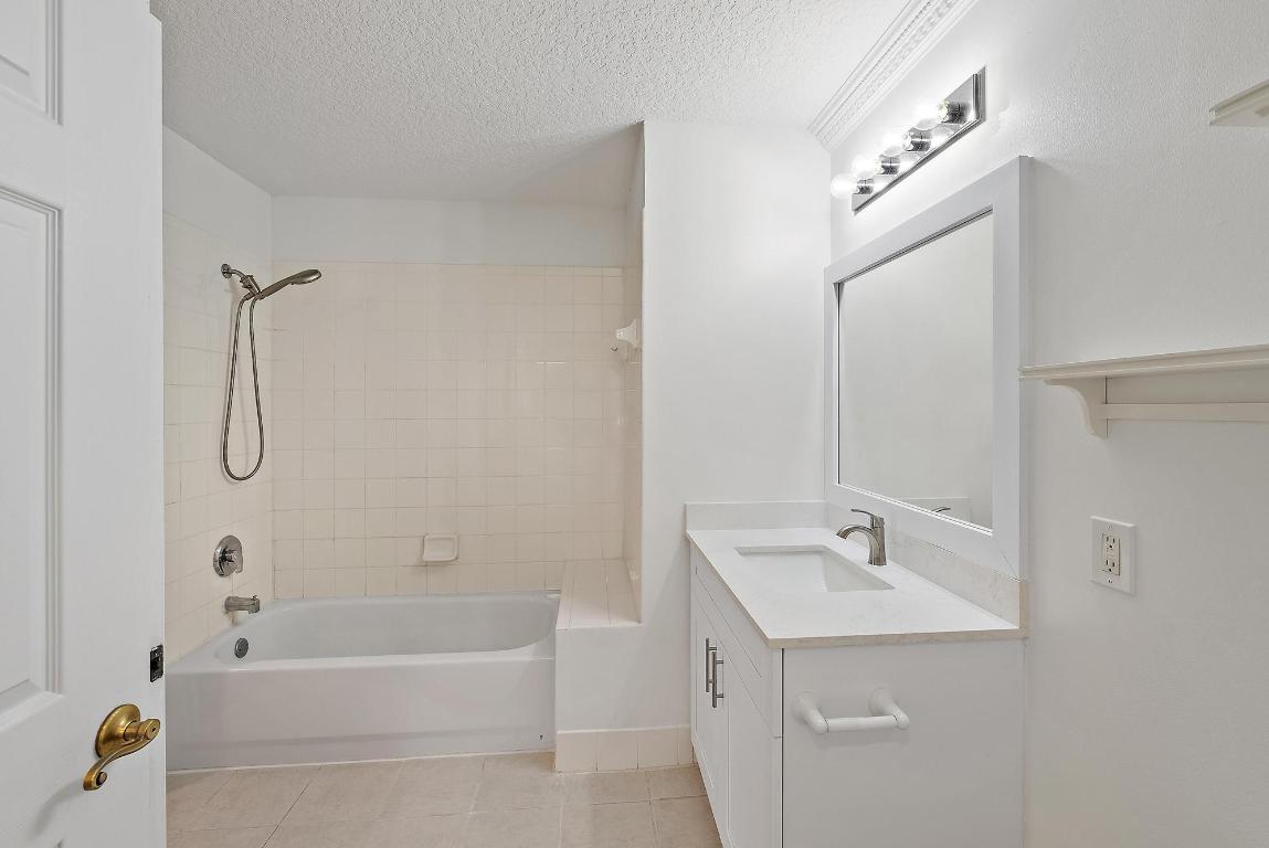 1155 Main #219 Jupiter, FL 33458