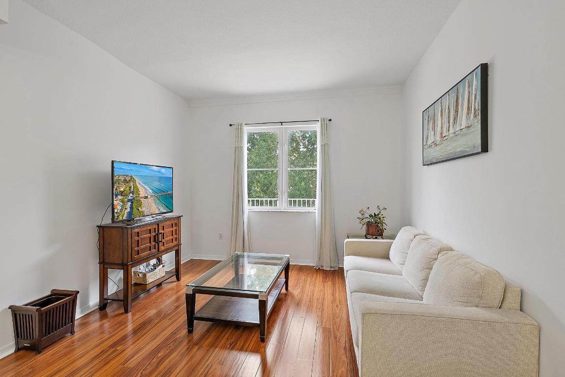 1155 Main #219 Jupiter, FL 33458