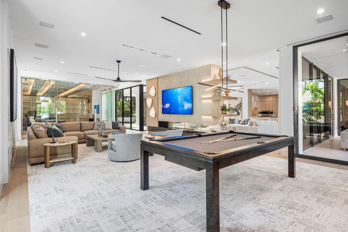 481 Thatch Palm Boca Raton, FL 33432