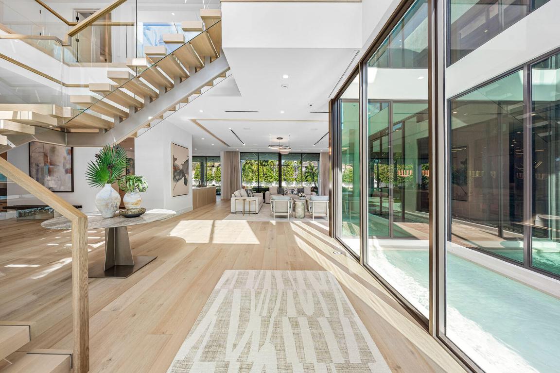 481 Thatch Palm Boca Raton, FL 33432