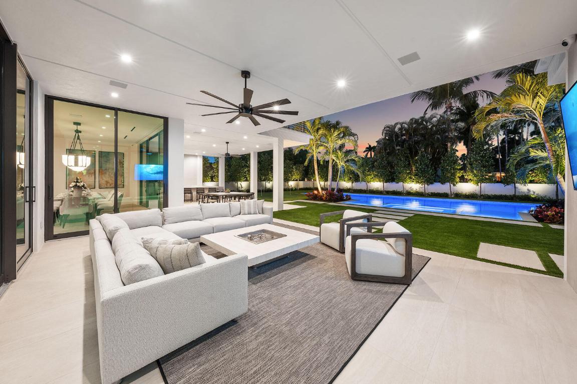 481 Thatch Palm Boca Raton, FL 33432