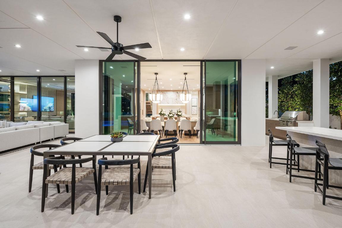 481 Thatch Palm Boca Raton, FL 33432