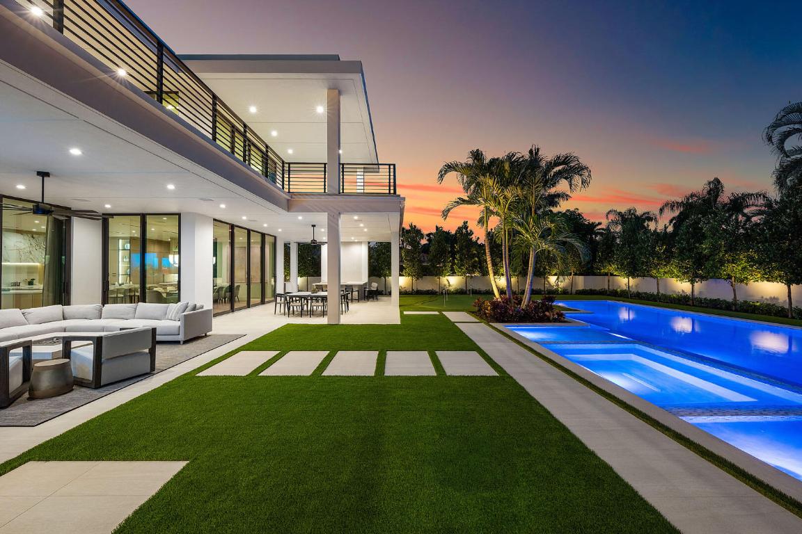 481 Thatch Palm Boca Raton, FL 33432