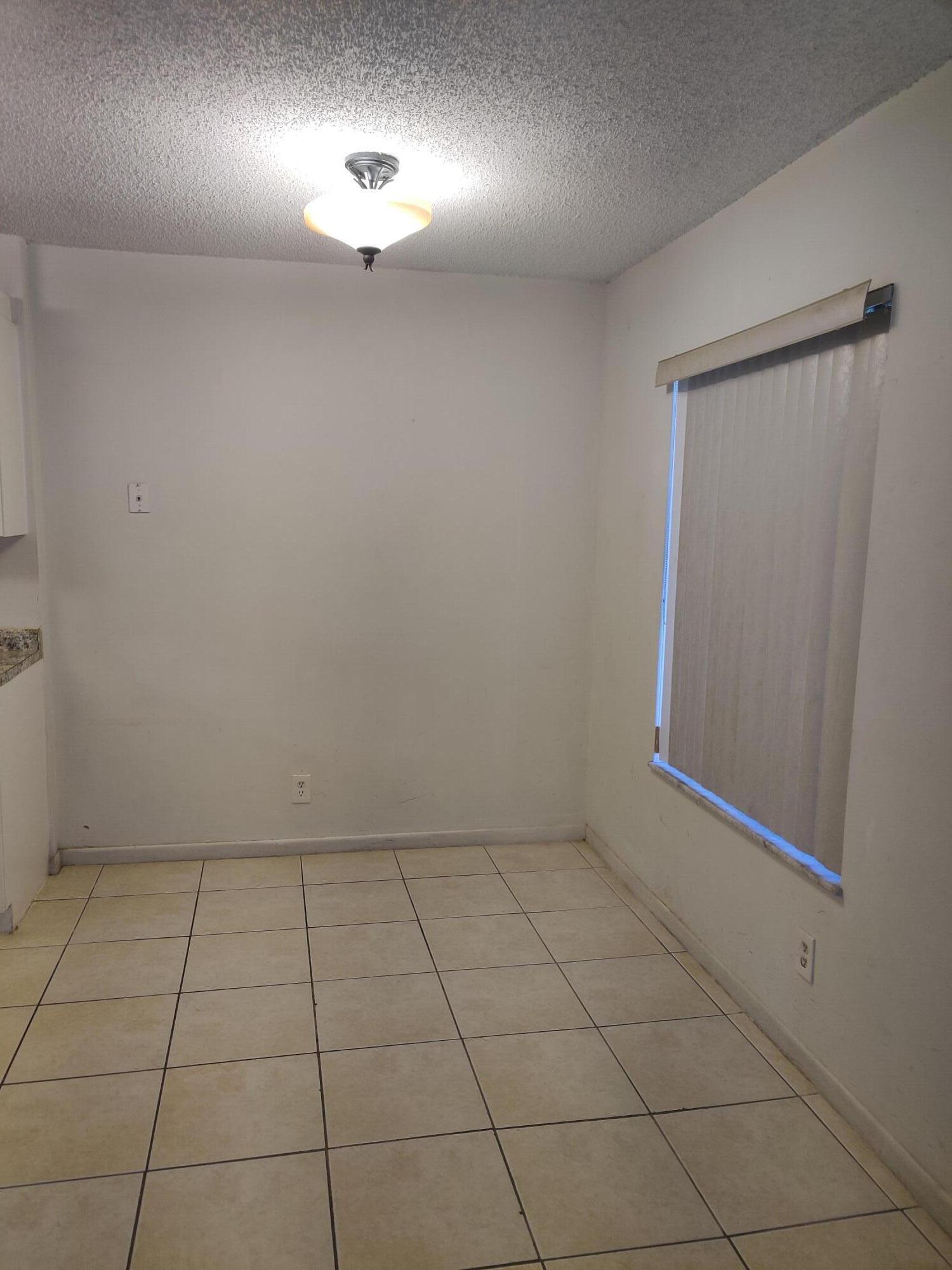 150 Pineview #E4 Jupiter, FL 33469