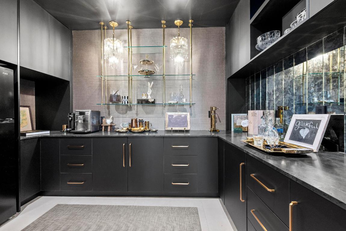 401 NE 2nd Boca Raton, FL 33432