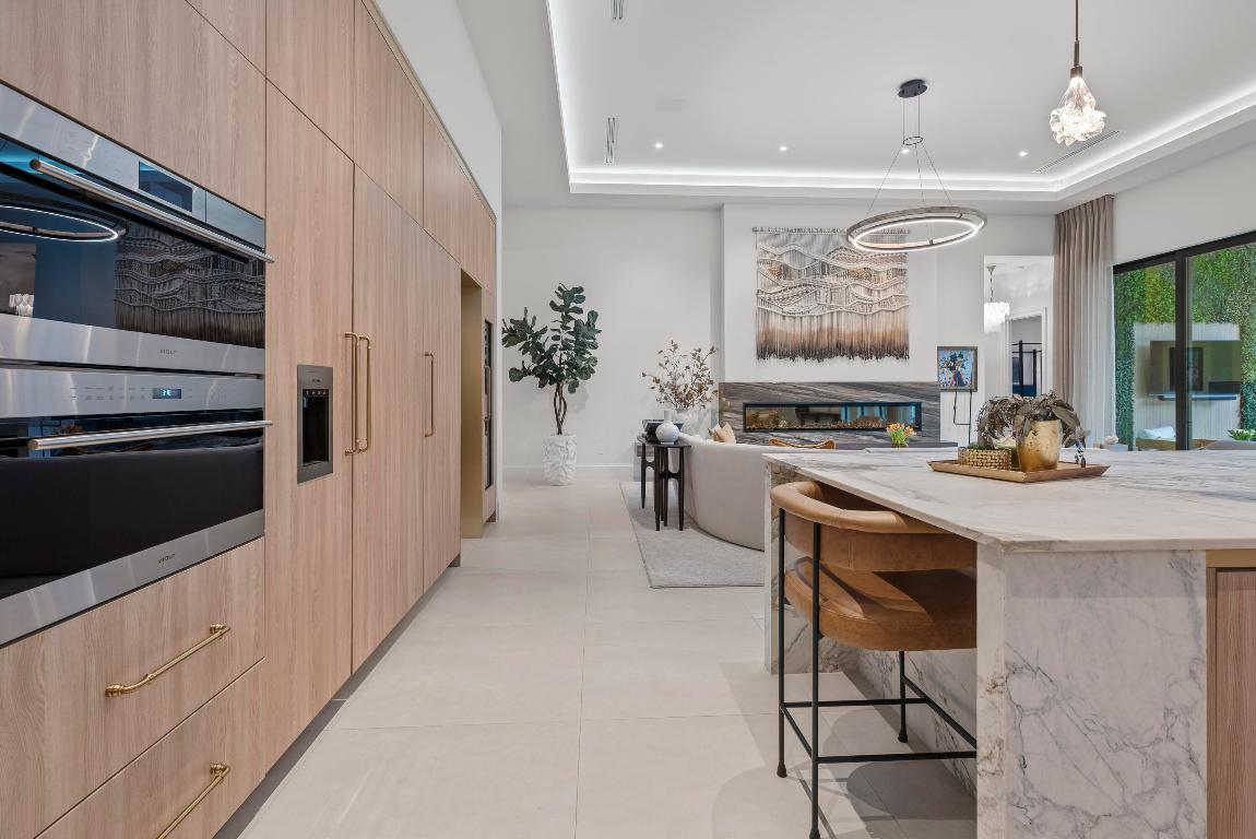 401 NE 2nd Boca Raton, FL 33432