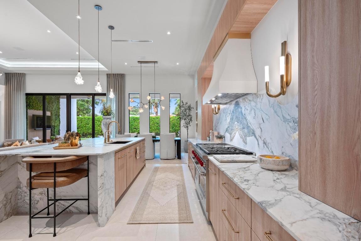 401 NE 2nd Boca Raton, FL 33432