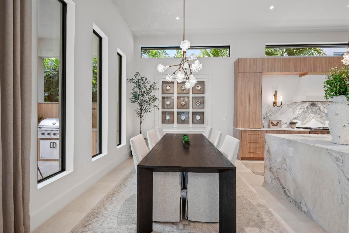 401 NE 2nd Boca Raton, FL 33432