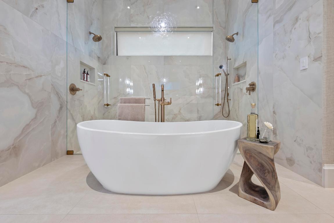 401 NE 2nd Boca Raton, FL 33432