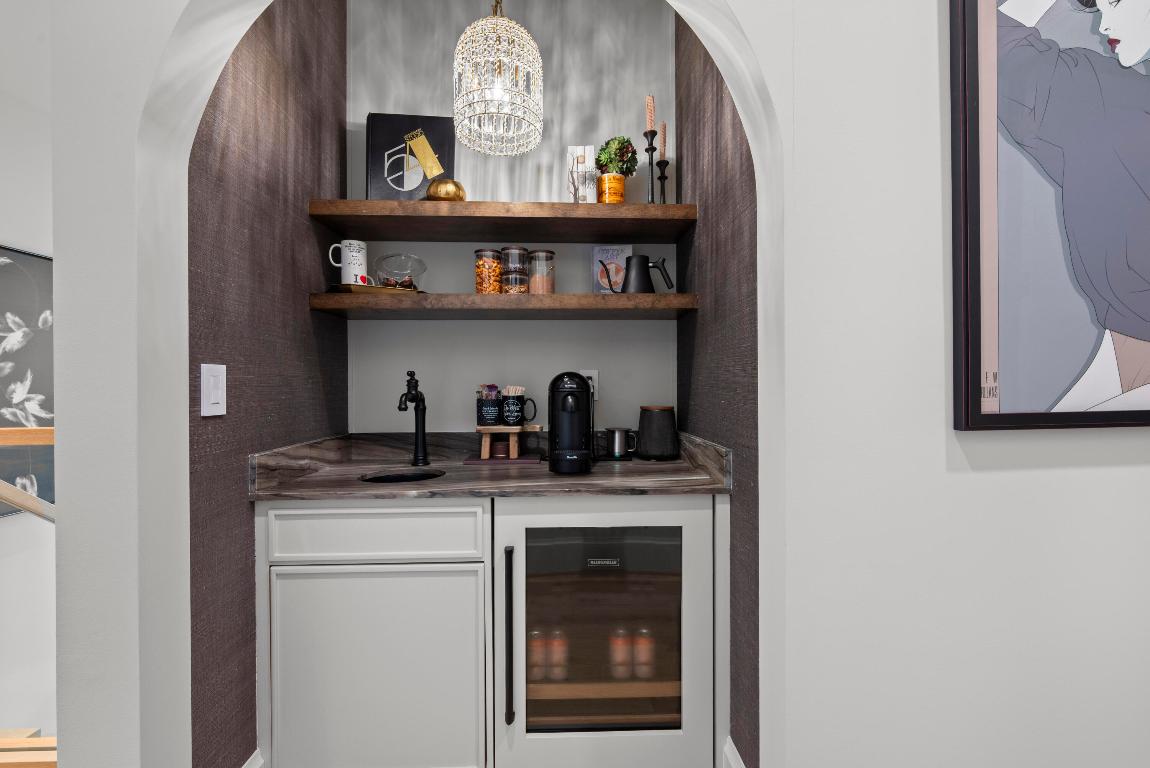 401 NE 2nd Boca Raton, FL 33432