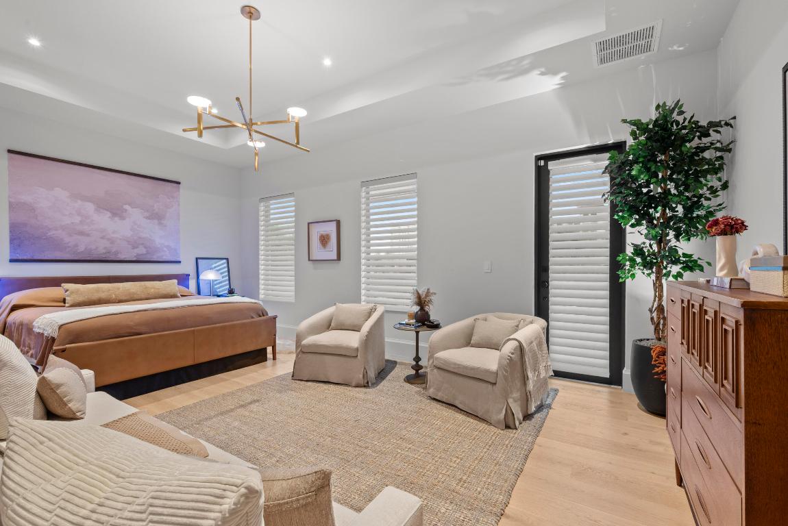 401 NE 2nd Boca Raton, FL 33432