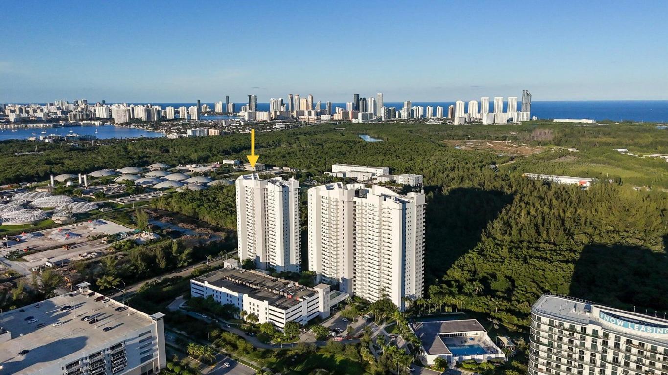 15051 Royal Oaks #401