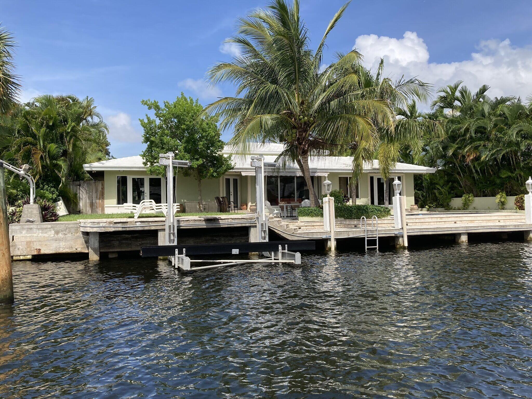 2740 NE 10th Pompano Beach, FL 33062