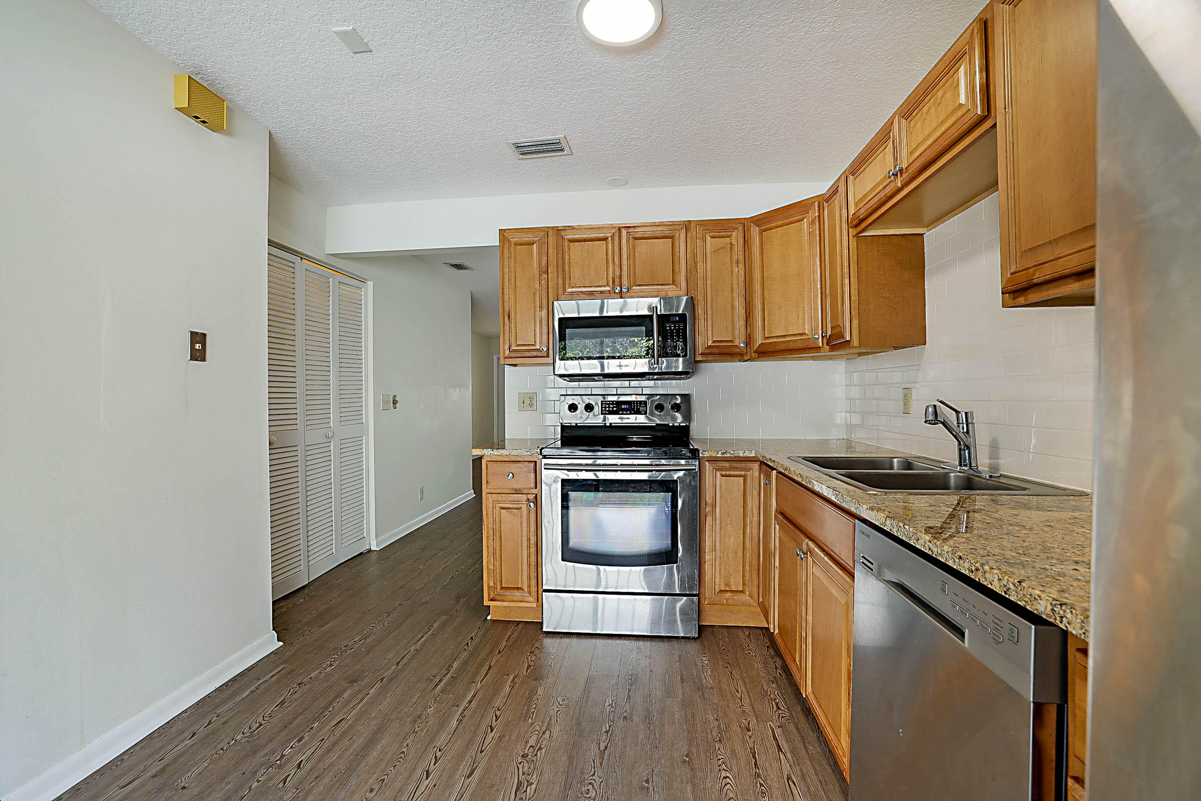 431 Jupiter Lks #2131c Jupiter, FL 33458