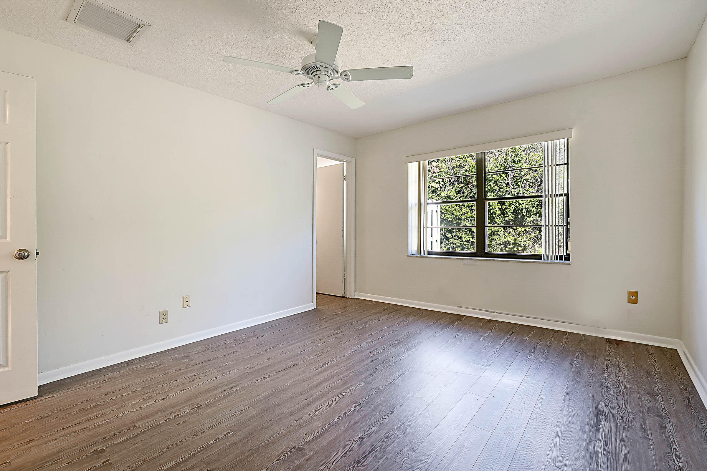 431 Jupiter Lks #2131c Jupiter, FL 33458