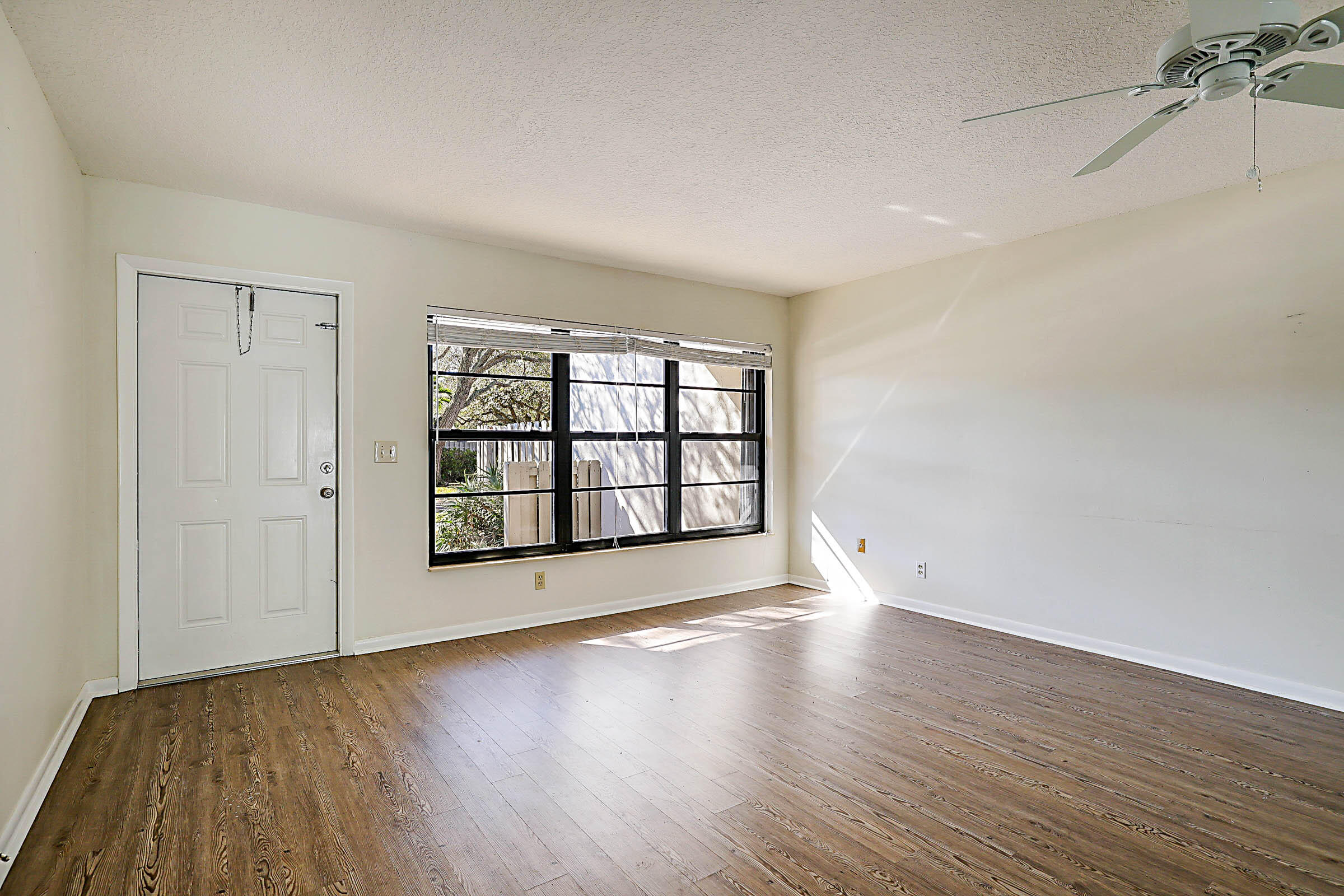 431 Jupiter Lks #2131c Jupiter, FL 33458