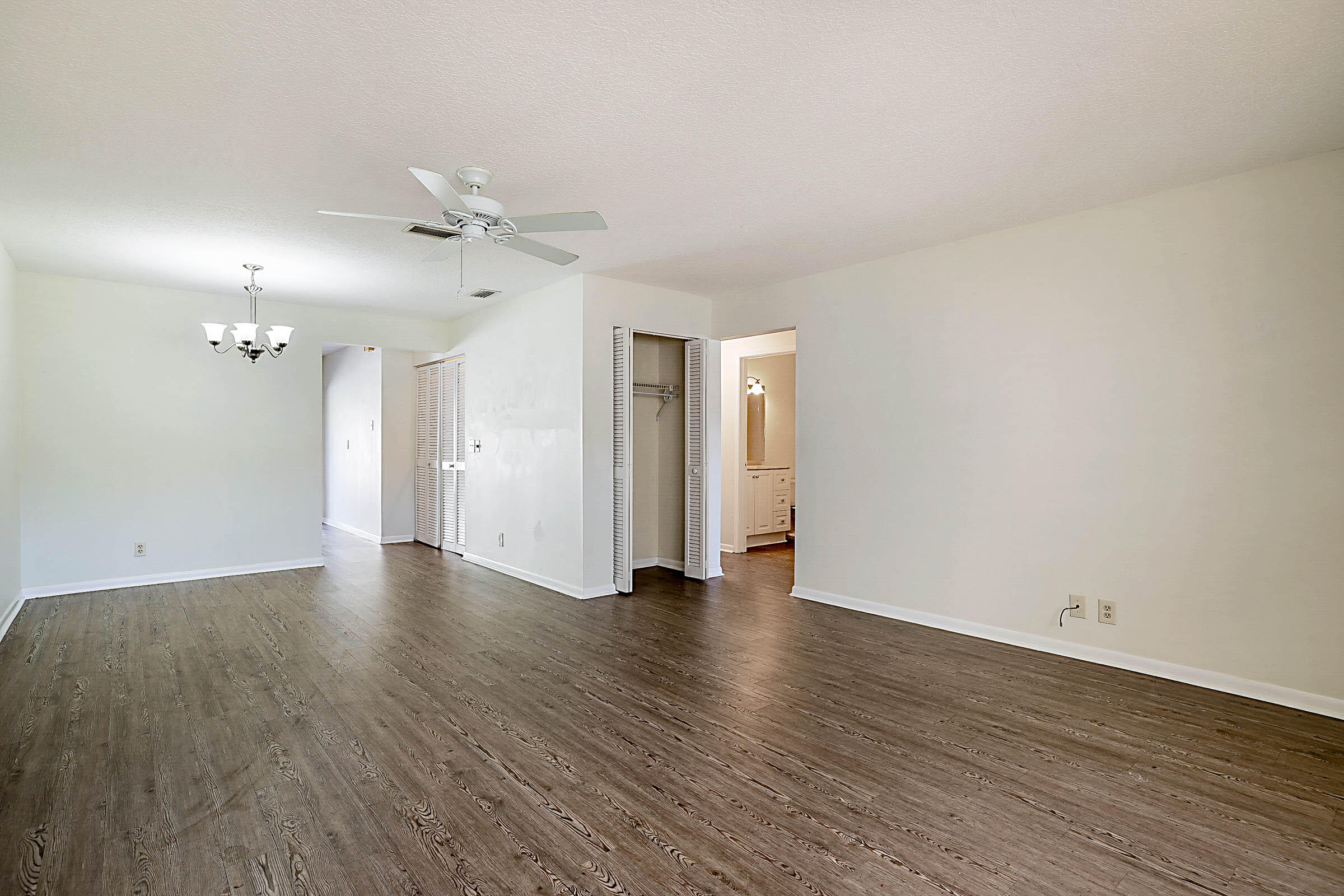 431 Jupiter Lks #2131c Jupiter, FL 33458