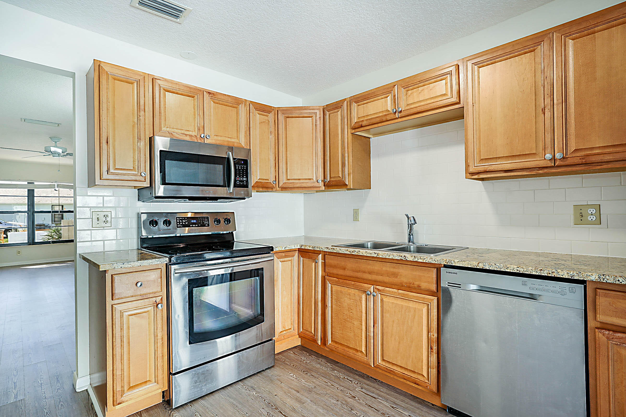 431 Jupiter Lks #2131c Jupiter, FL 33458