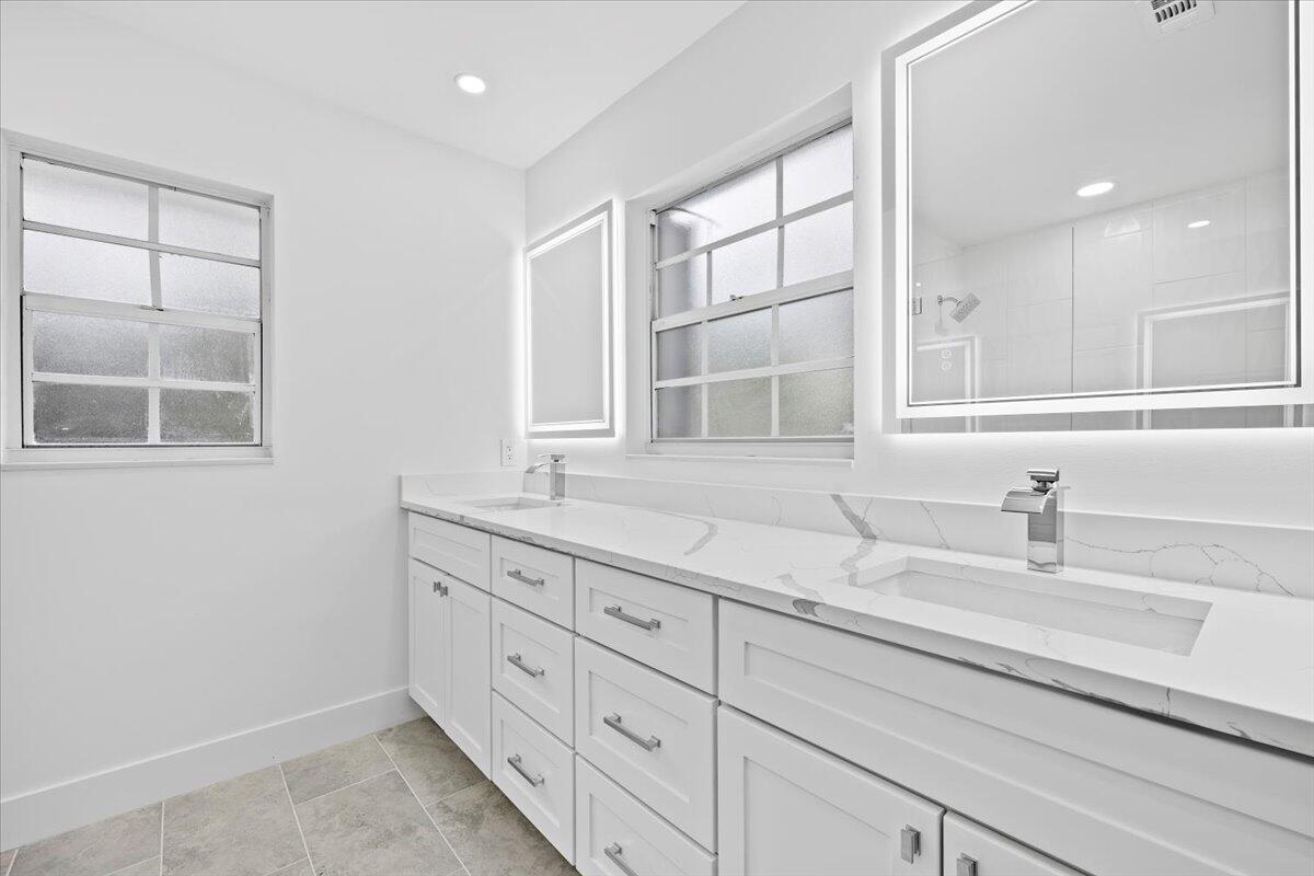 11339 164th Jupiter, FL 33478